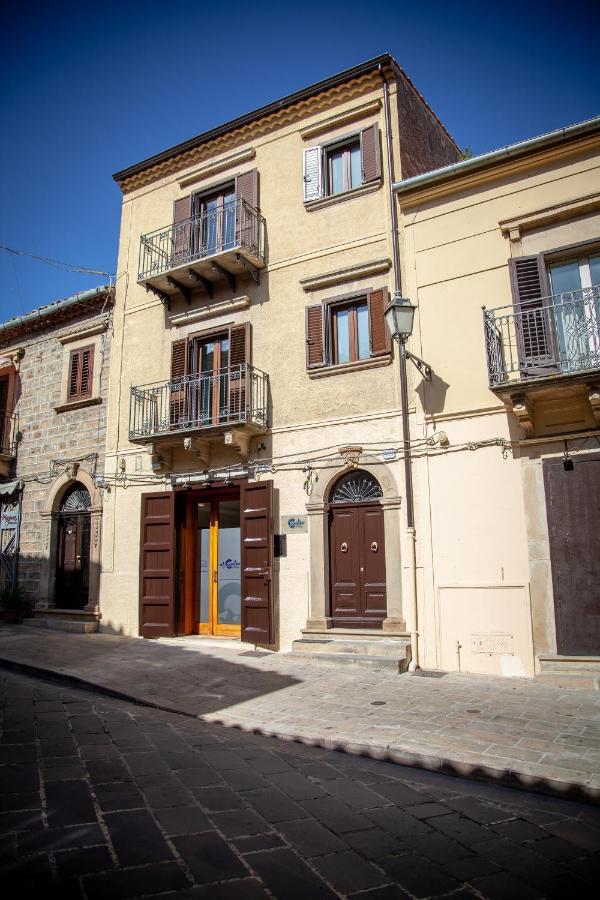 Al Centro Casa Vacanze Mistretta Buitenkant foto