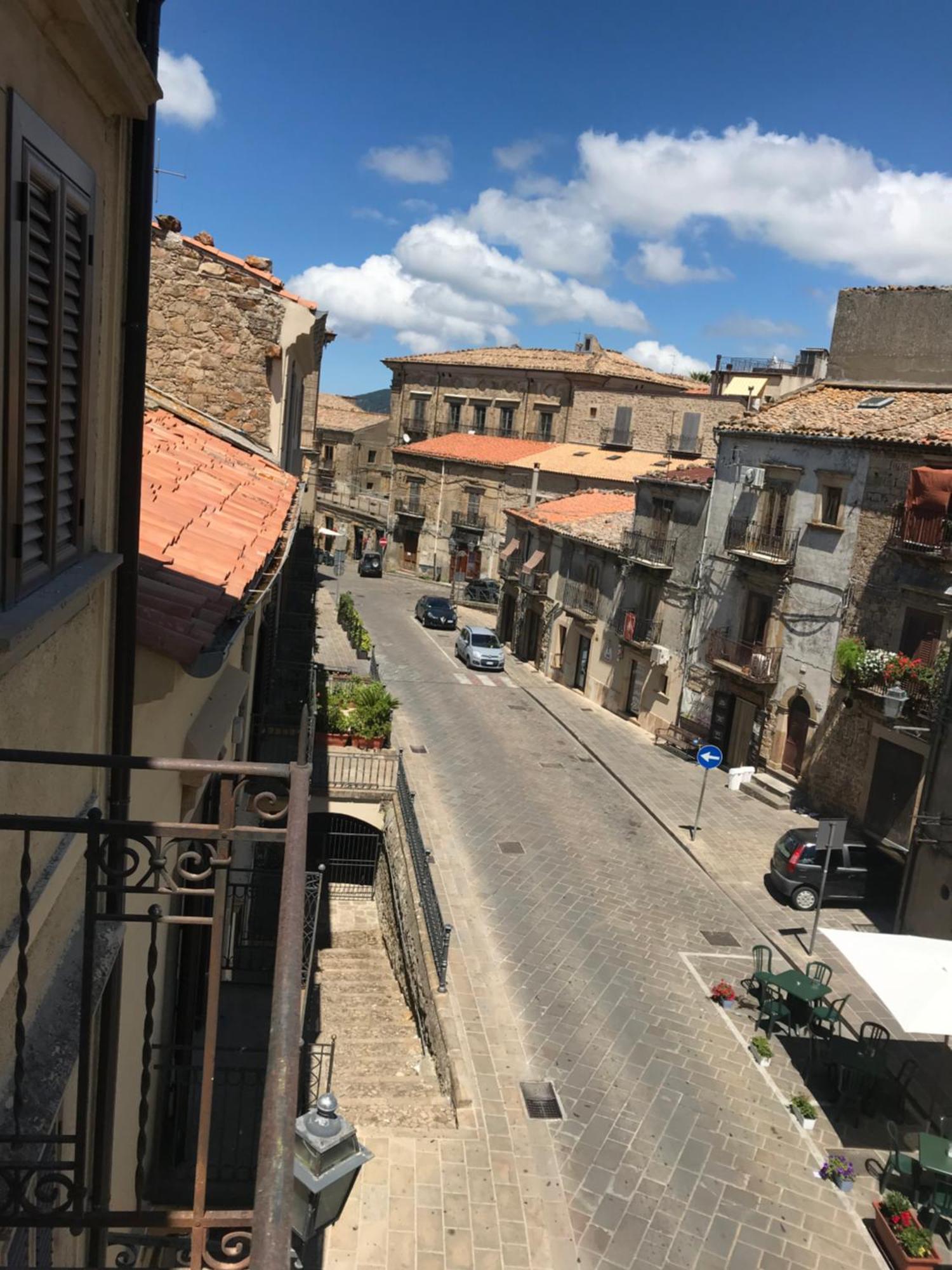 Al Centro Casa Vacanze Mistretta Kamer foto